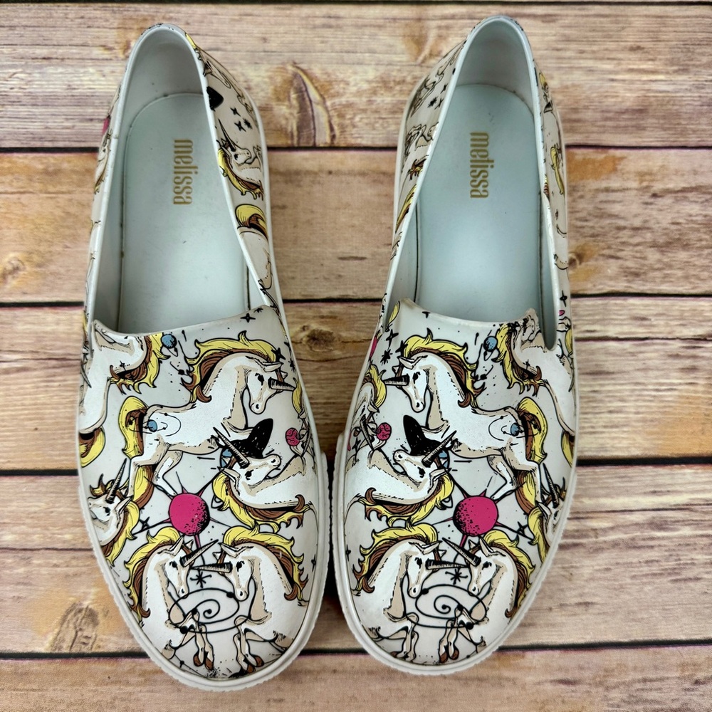 Melissa Womens Ground Slip On Unicorn Print Sneakers 8